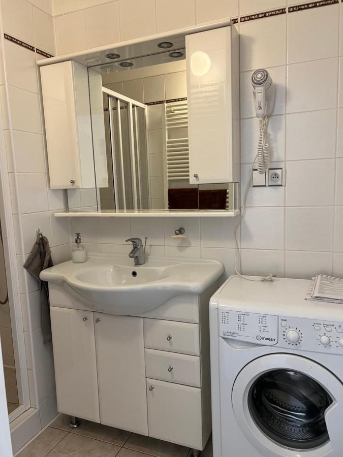 Cely Dum V Historickem Centru Loun Apartman Louny Kültér fotó