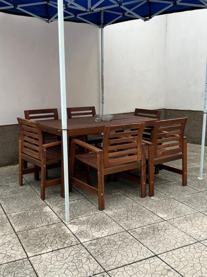 Cely Dum V Historickem Centru Loun Apartman Louny Kültér fotó