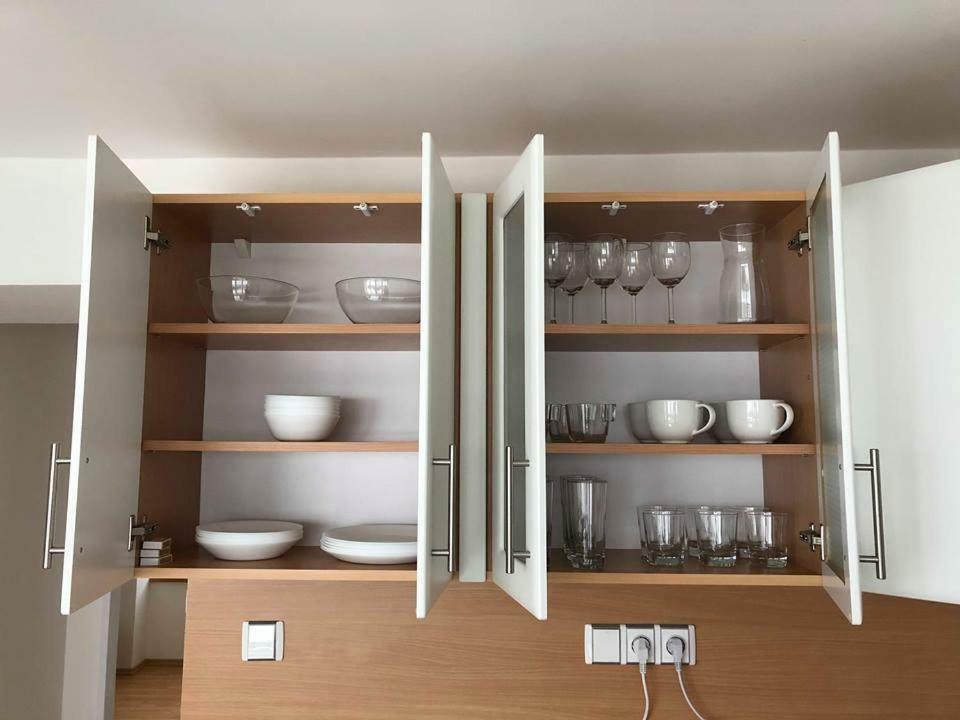 Cely Dum V Historickem Centru Loun Apartman Louny Kültér fotó