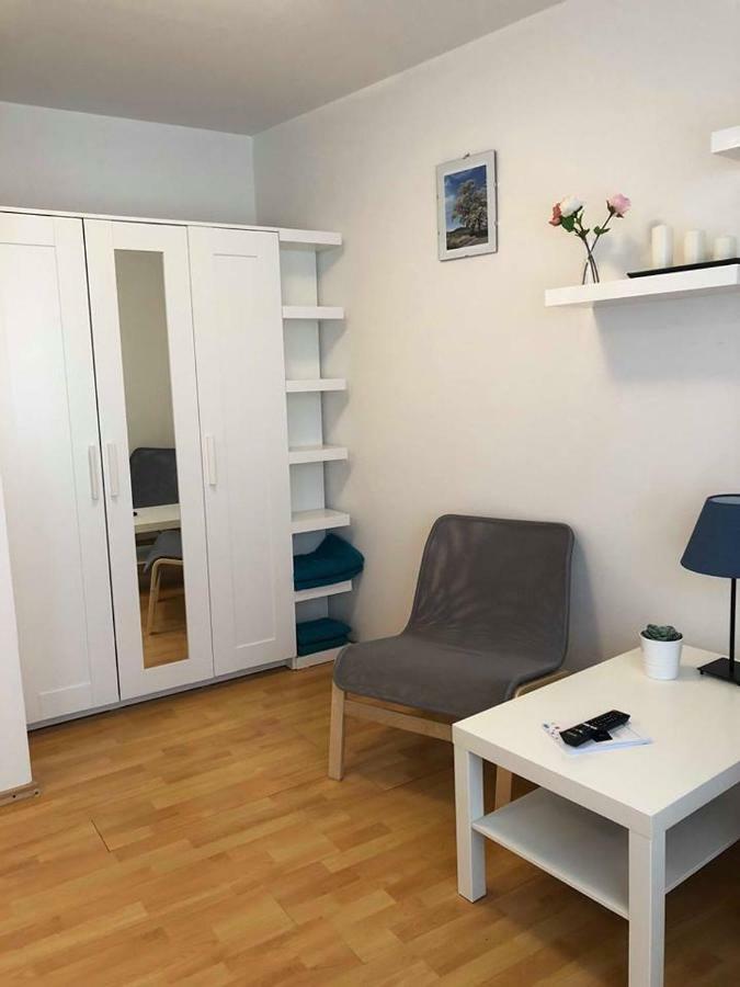 Cely Dum V Historickem Centru Loun Apartman Louny Kültér fotó